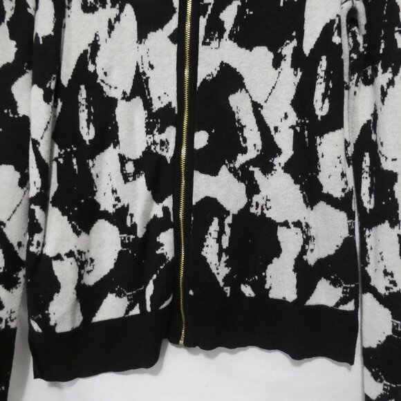H&M | medium | Black and White Full Zip-Up Back Lightweight Sweater - Picture 13 of 14